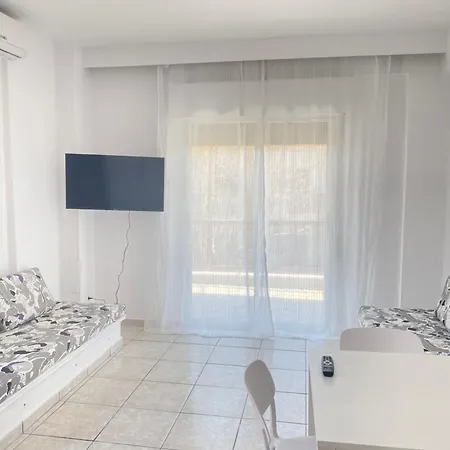 Ioli Hotel apartamentowy 3*